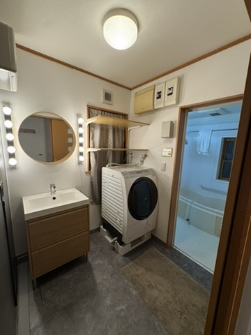 洗面化粧台の組立と設置